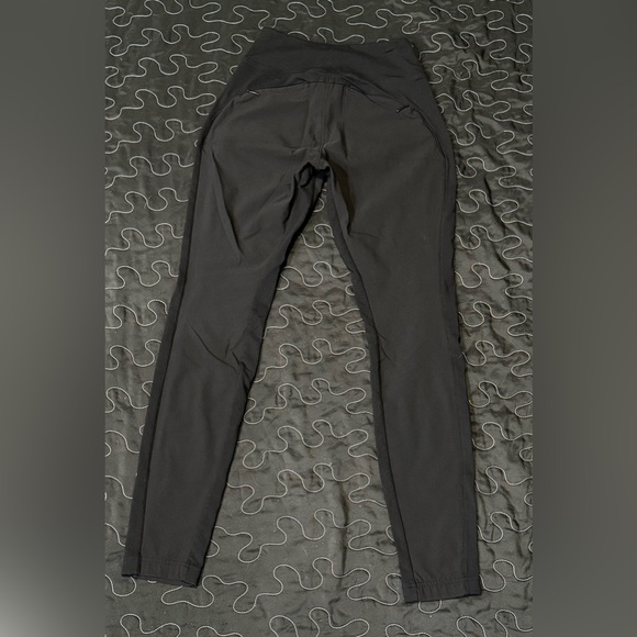 ATHLETA Black / Black Highline Hybrid Summiter Tight size 0 - Picture 3 of 5